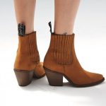 Good Guys Don't Wear Leather Vegan Daisy