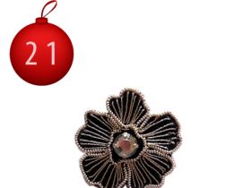 21 décembre Nini Peony broch sakura