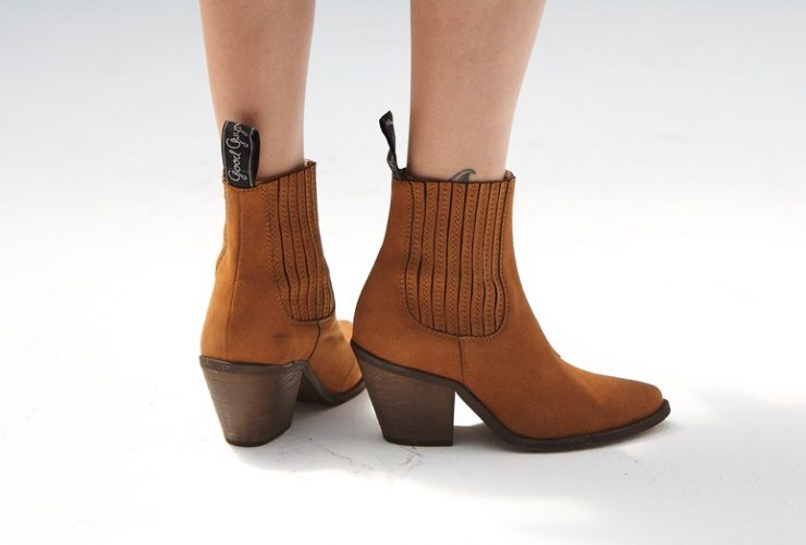 Good Guys Don't Wear Leather Vegan Daisy